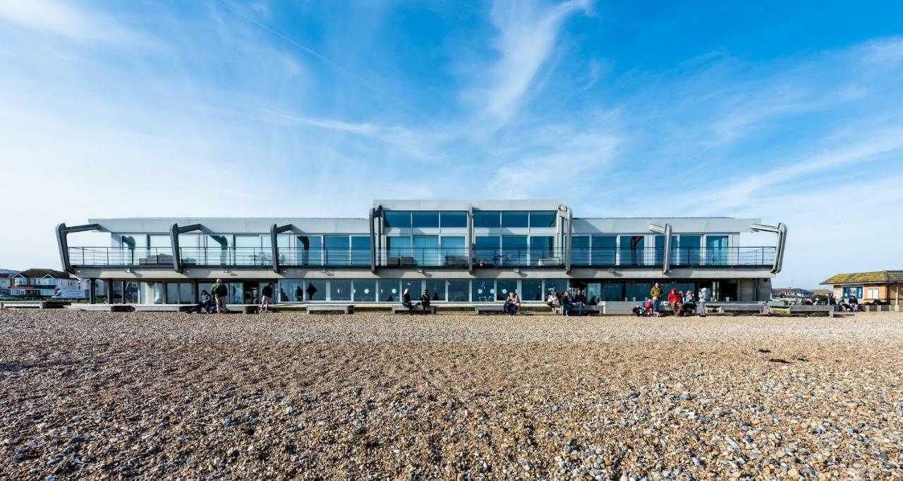 Lancing Beach Apartment. Екстер'єр фото