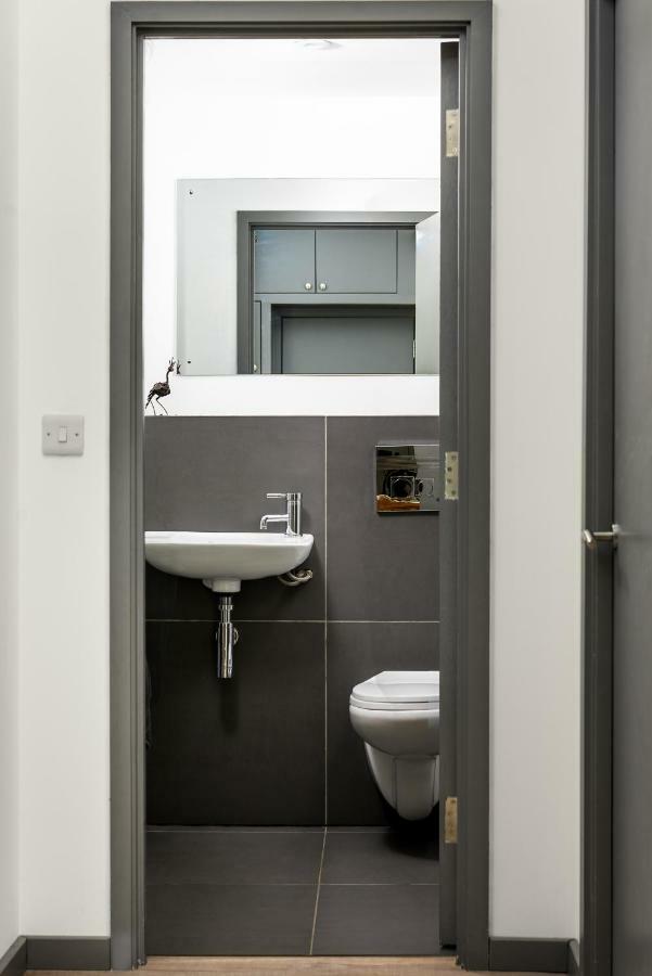 Lancing Beach Apartment. Екстер'єр фото